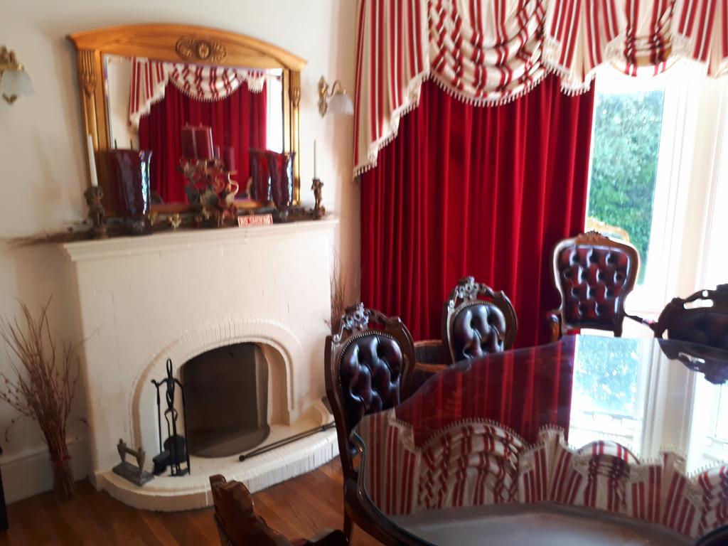 The Dell Dublin Bed & Breakfast Dun Laoghaire Exterior foto