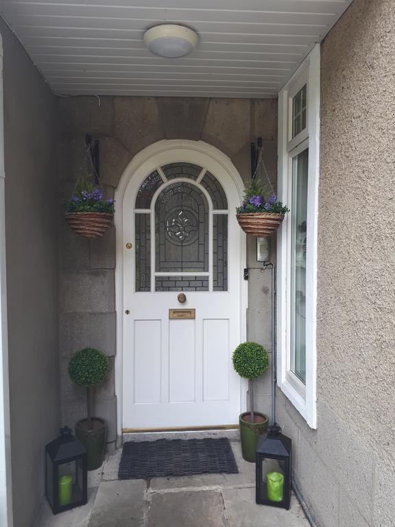 The Dell Dublin Bed & Breakfast Dun Laoghaire Exterior foto