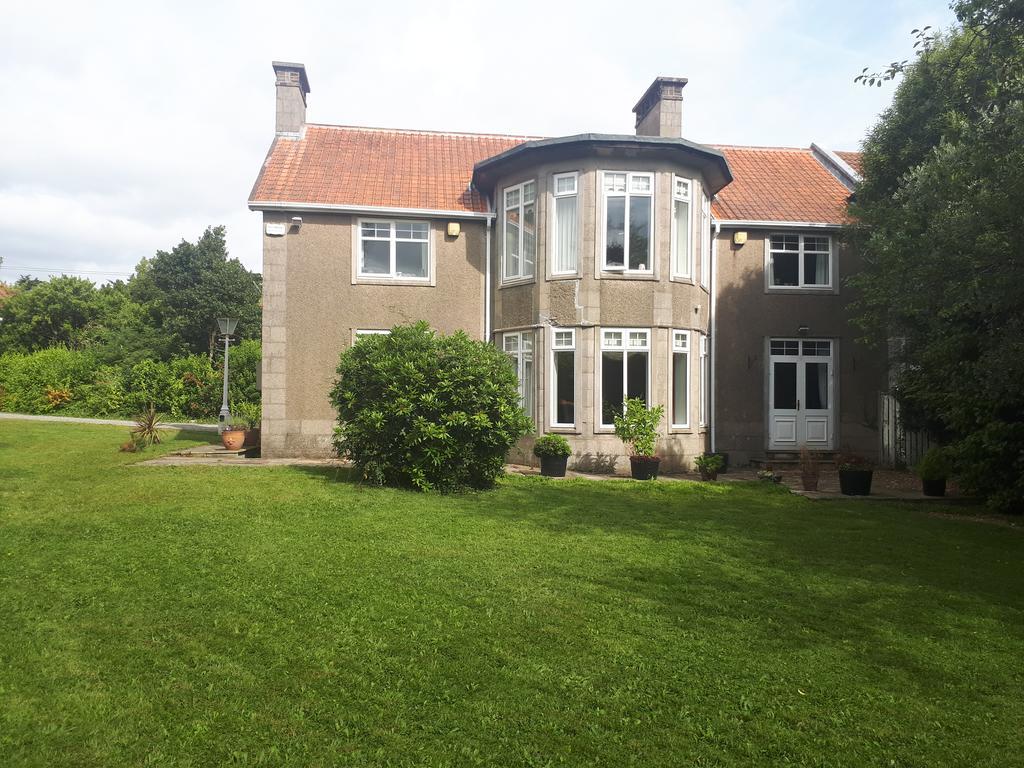 The Dell Dublin Bed & Breakfast Dun Laoghaire Exterior foto