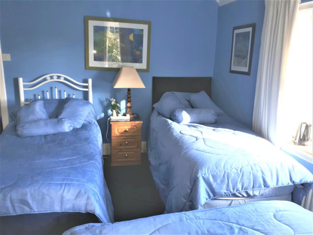 The Dell Dublin Bed & Breakfast Dun Laoghaire Exterior foto