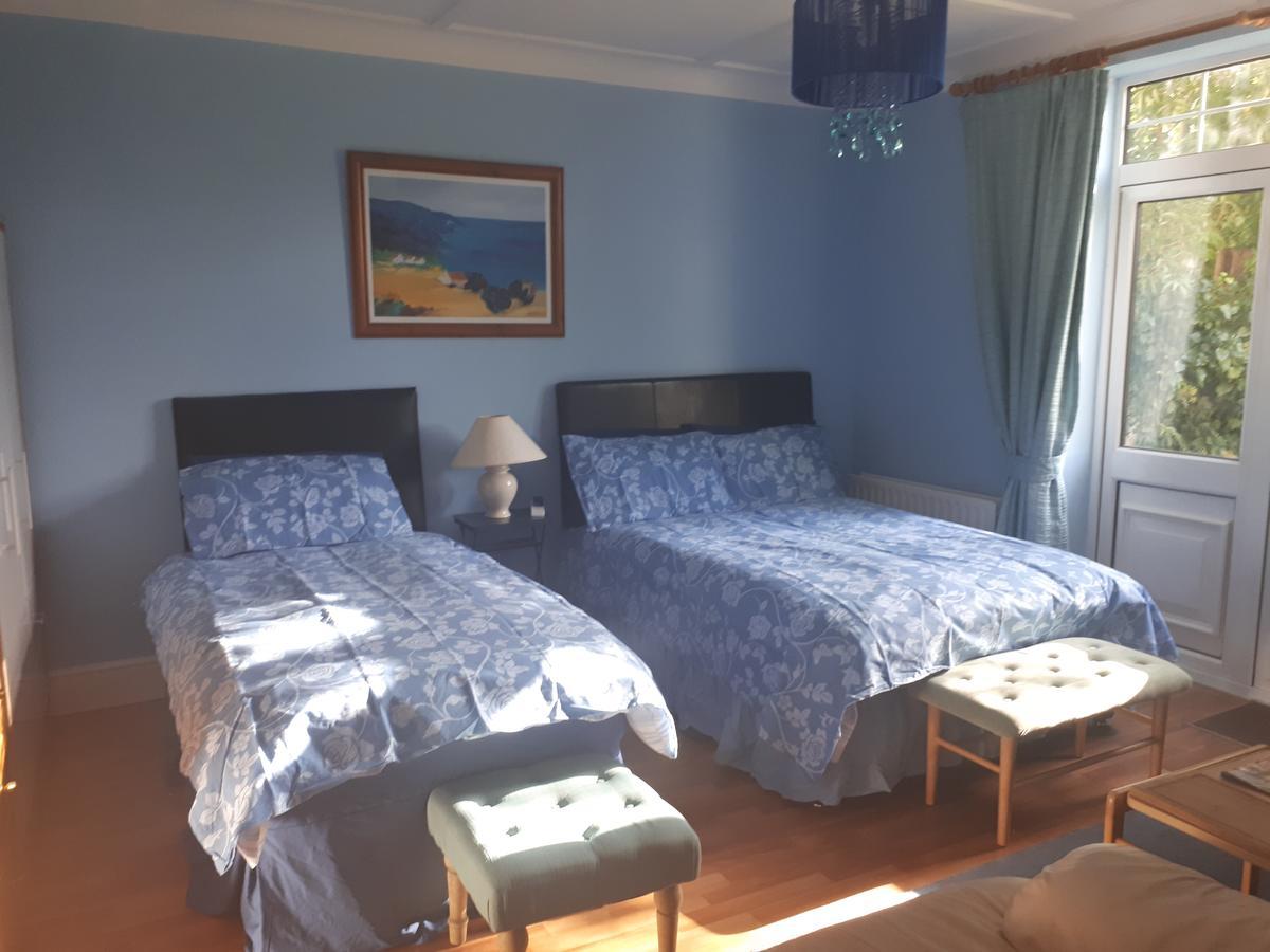 The Dell Dublin Bed & Breakfast Dun Laoghaire Exterior foto